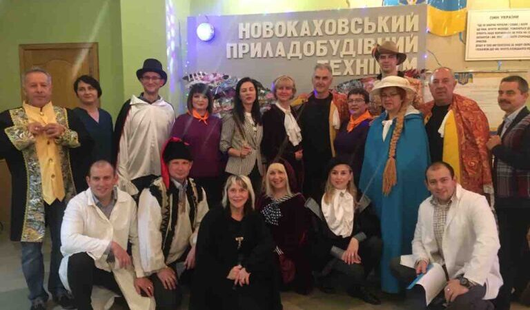 До дня студента