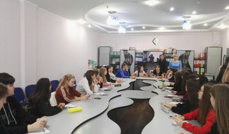До Дня української писемності та мови