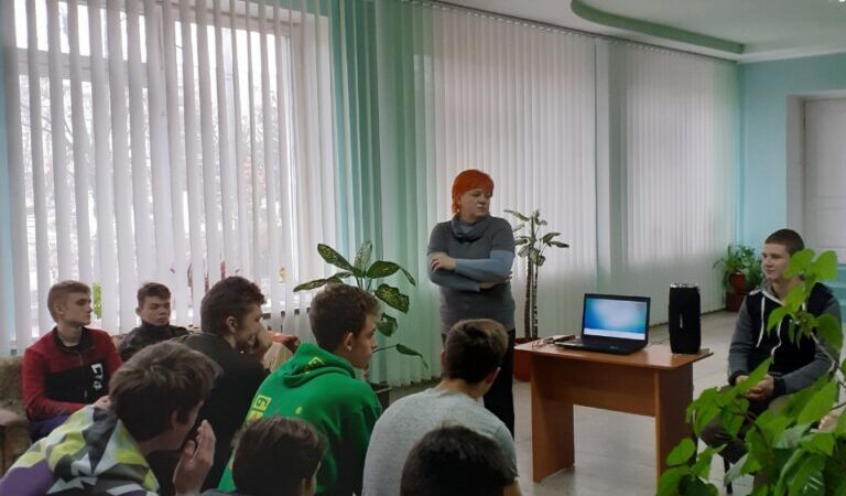 До Дня прав людини